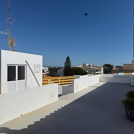 Penthouse S.Jorge Seaview T4 Apartment Quarteira Exterior photo