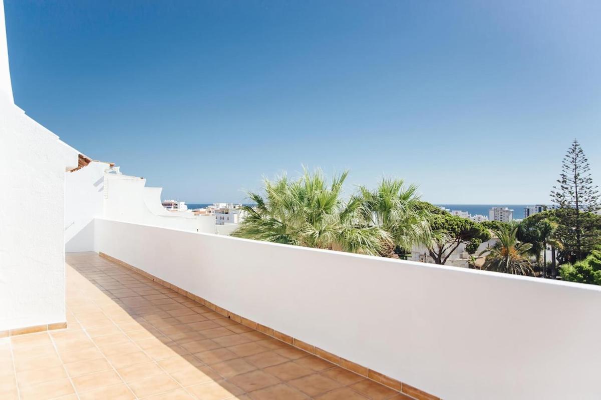 Penthouse S.Jorge Seaview T4 Apartment Quarteira Exterior photo